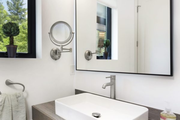 2019FRONTIERGROUP_ThomsEstateHome_5551